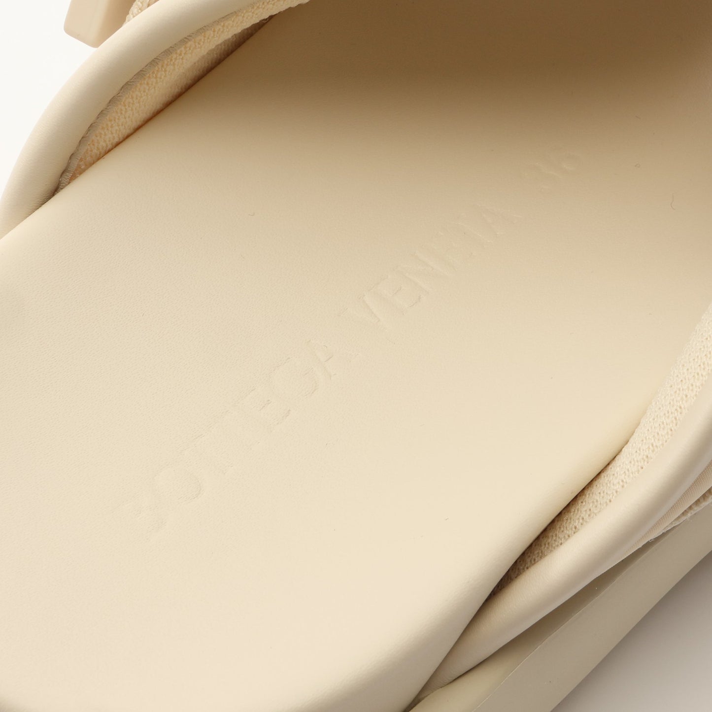 SNAP SLIDE SANDAL スライドサンダル ナイロン アイボリー ボッテガヴェネタ