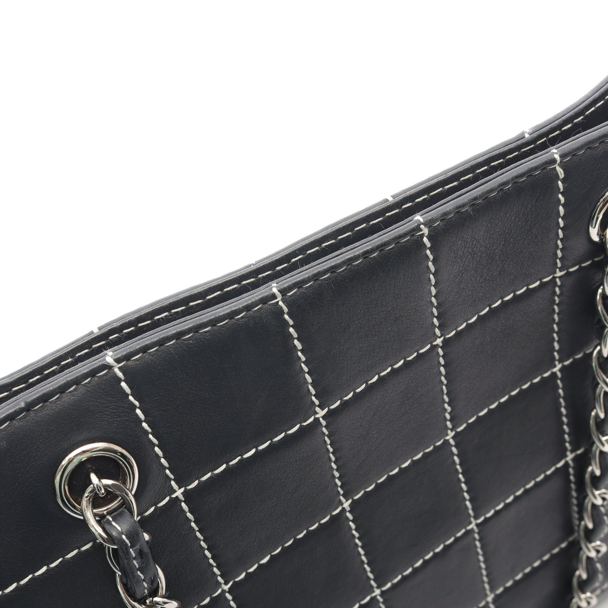 チョコバー チェーンショルダーバッグ チェーントートバッグ レザー ダークネイビー シルバー金具 シャネル バッグ CHANEL
