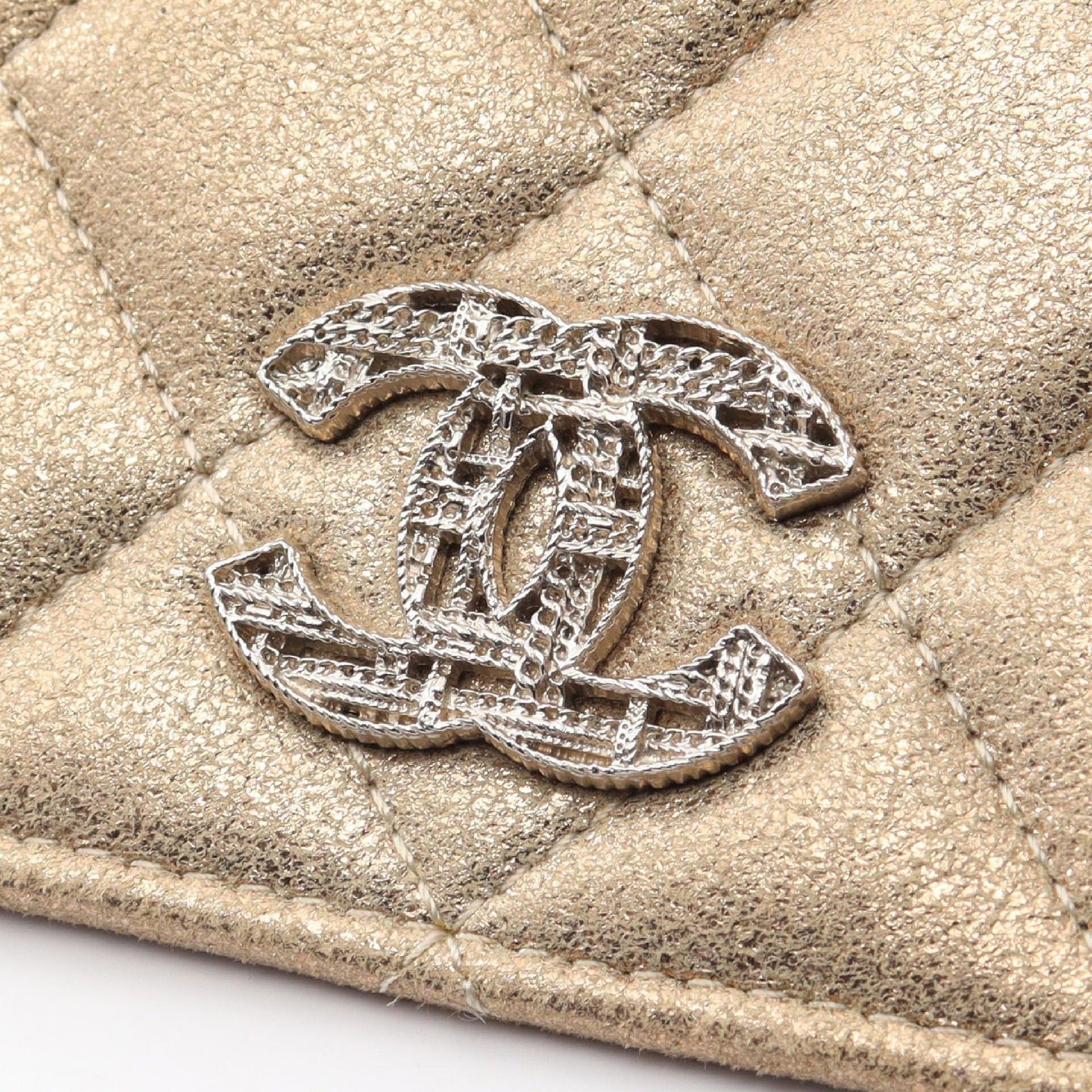 マテラッセ チェーンウォレット レザー ゴールド シルバー金具 シャネル