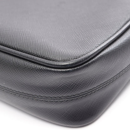 SAFFIANO TRAVEL ショルダーバッグ サフィアーノレザー ブラック プラダ