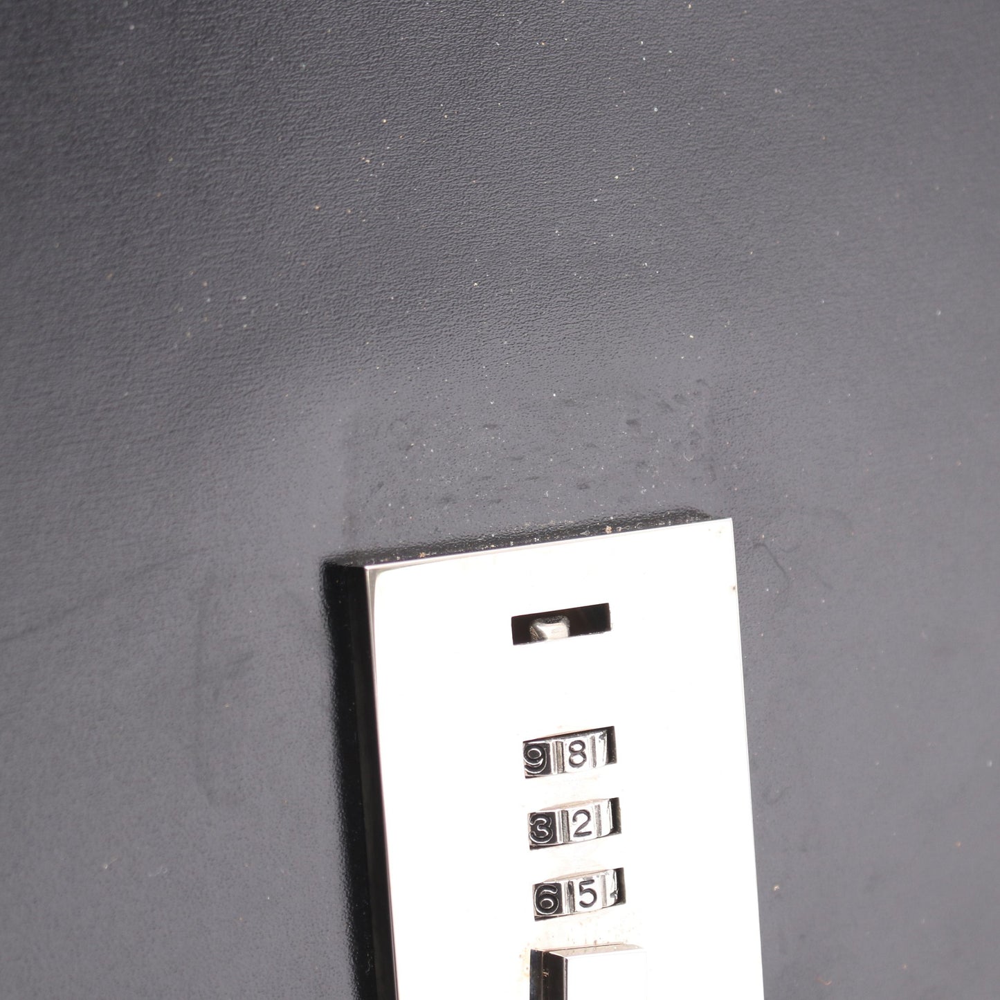ダイヤルロック付き ビジネスバッグ レザー ブラック グッチ