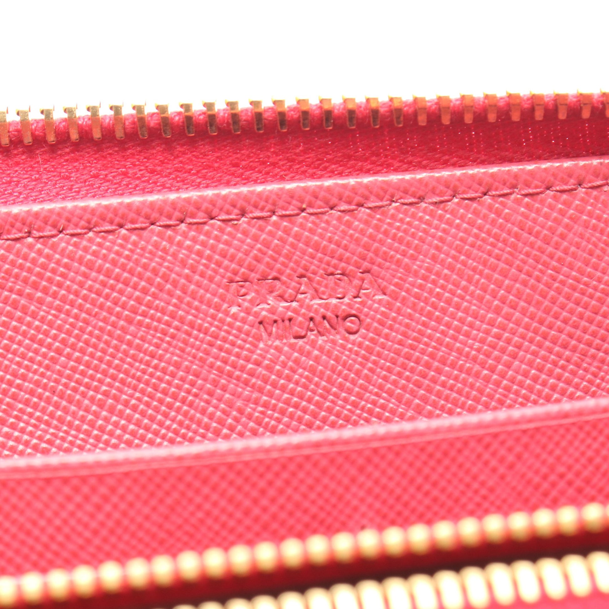 ラウンドファスナー長財布 レザー ピンク プラダ 財布・小物 PRADA