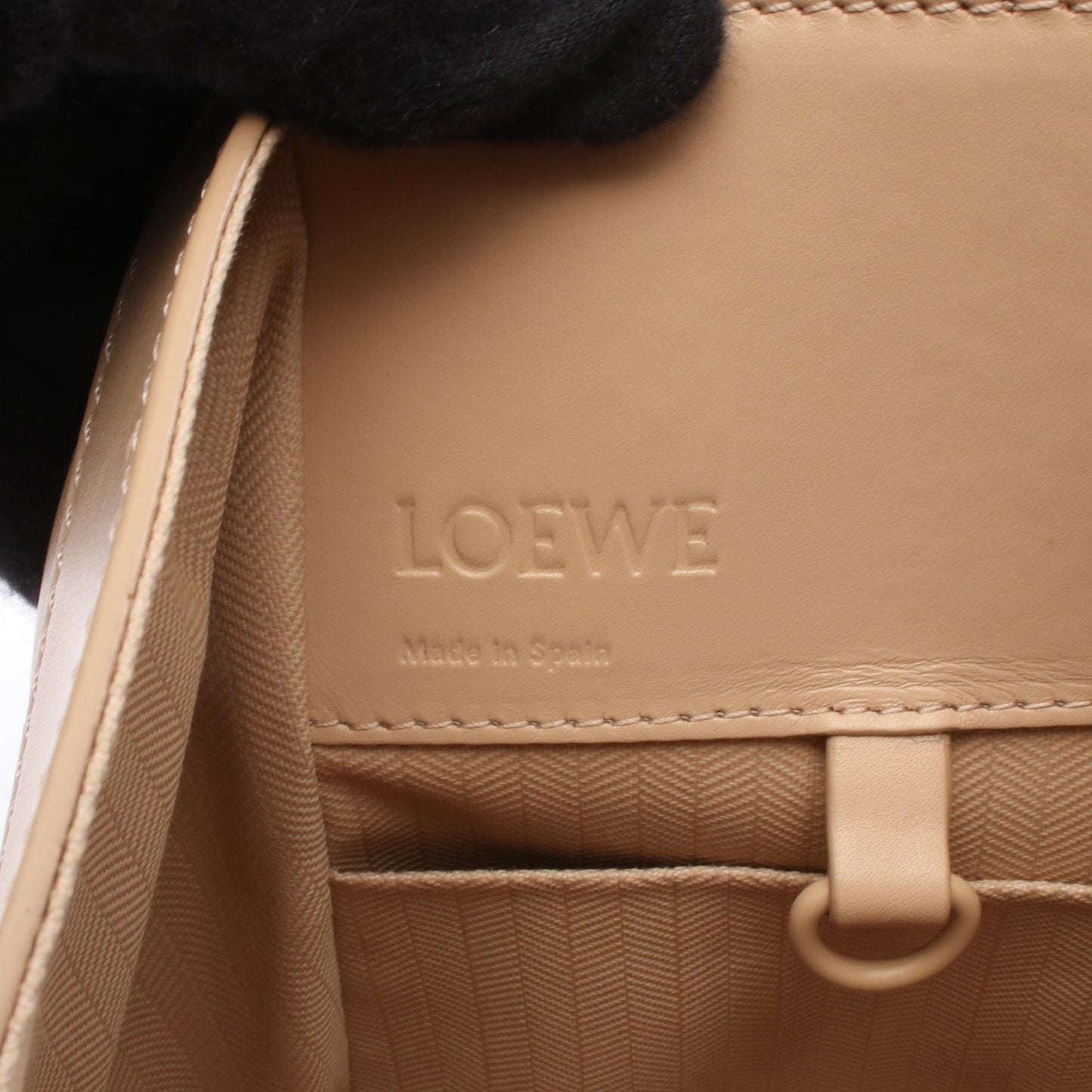 ハンモック バッグ コンパクト 2WAY ハンドバッグ レザー ベージュ ロエベ