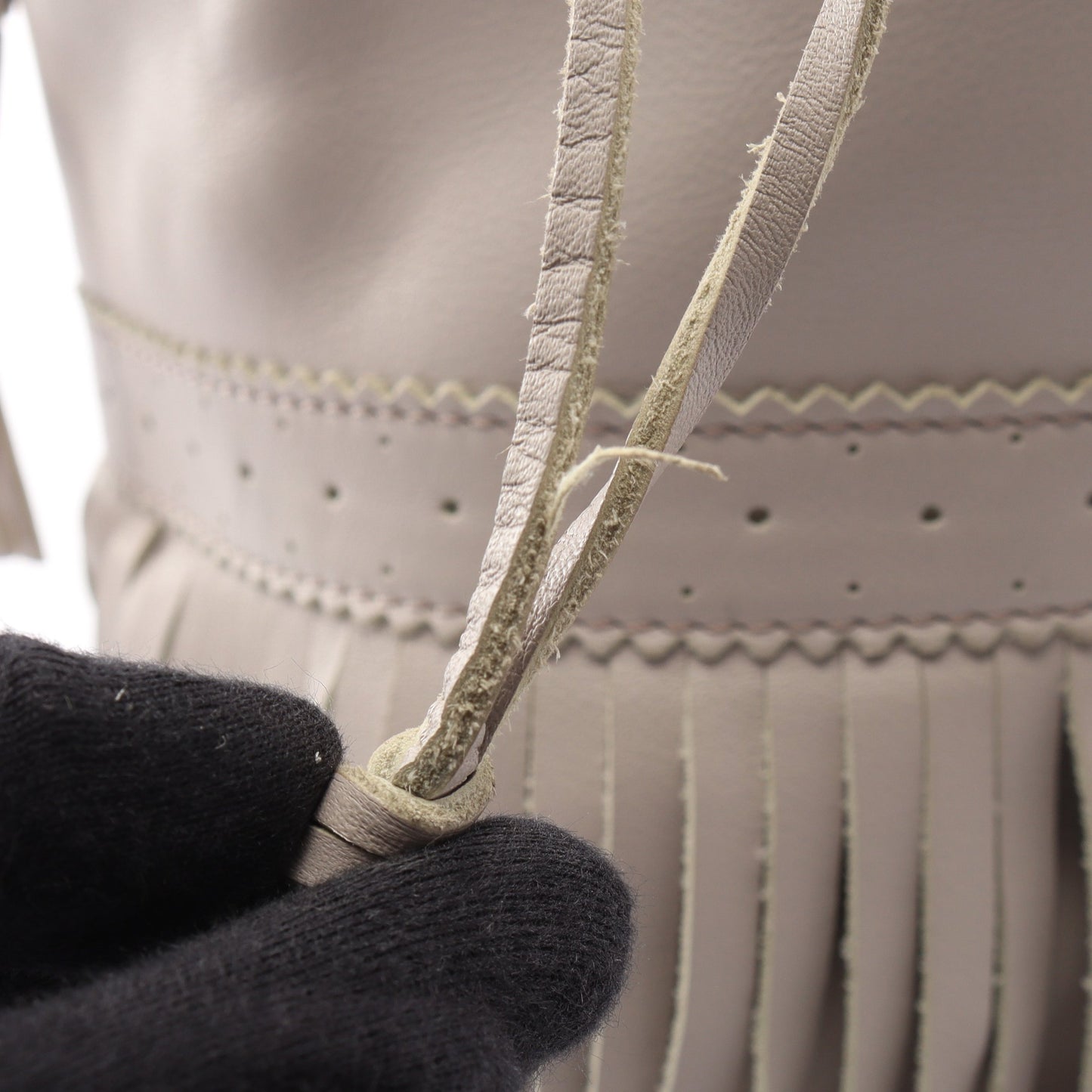 MEDIUM FRINGE CARNIVAL フリンジカーニバル 2WAY ショルダーバッグ レザー ライトグレー ジェイアンドエムデヴィッドソン バッグ J&M DAVIDSON