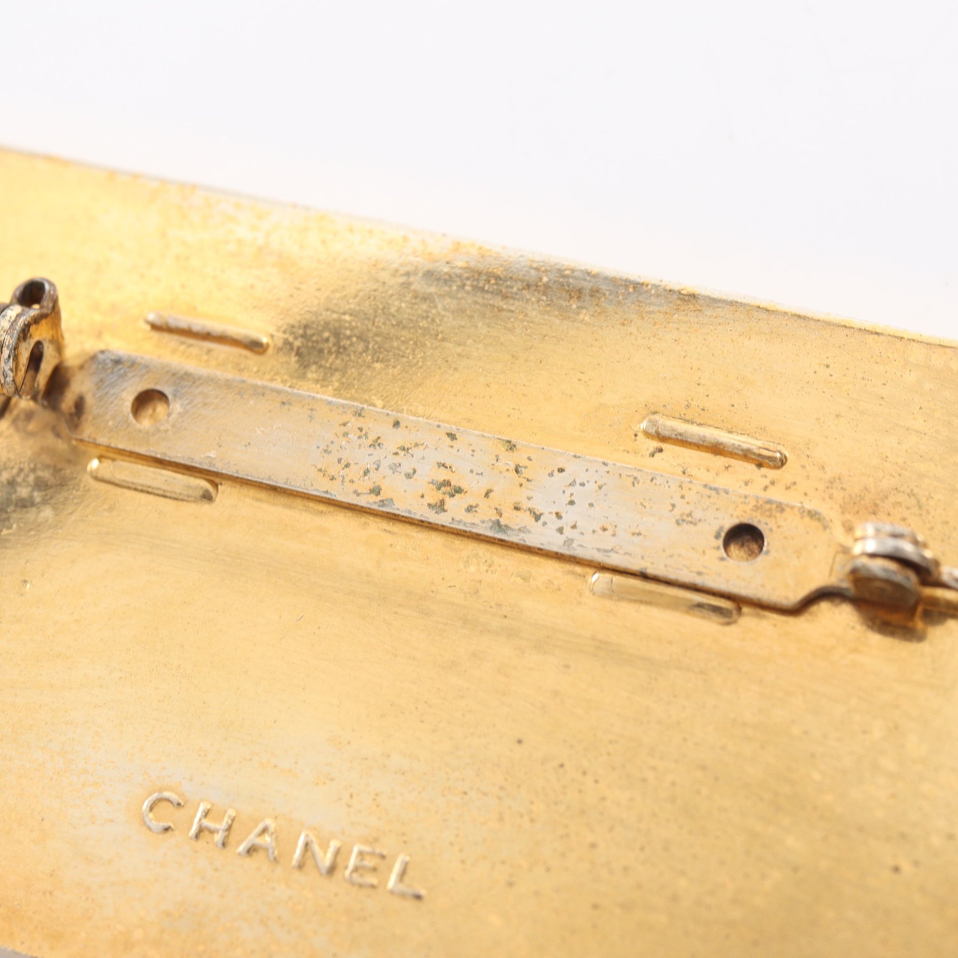 ロゴ プレート ブローチ GP ゴールド ヴィンテージ シャネル アクセサリー CHANEL