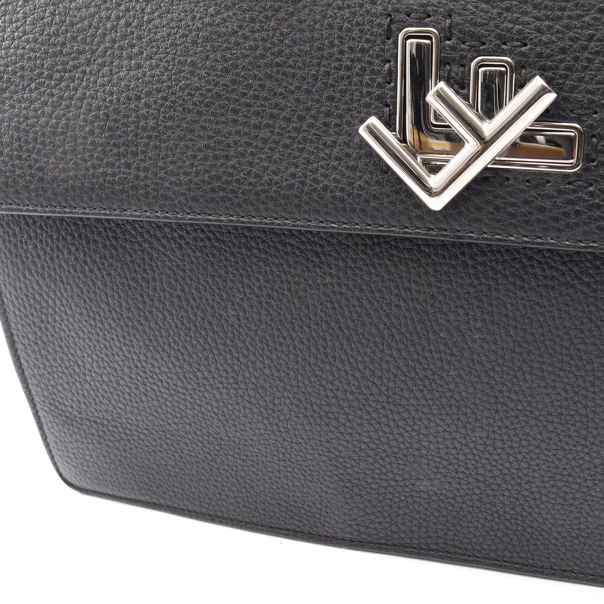 セレリア FFターンロック 2WAY ビジネスバッグ レザー ブラック フェンディ バッグ FENDI