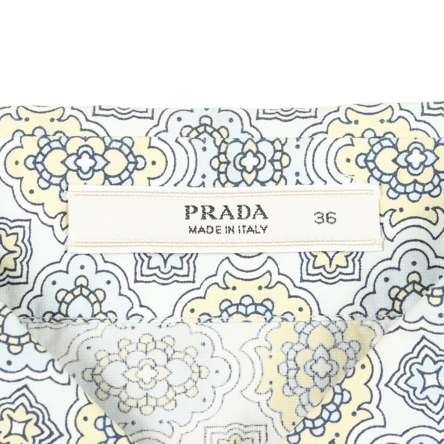 ラウンドカラー 総柄 長袖 シャツ コットン ライトブルー マルチカラー プラダ トップス PRADA