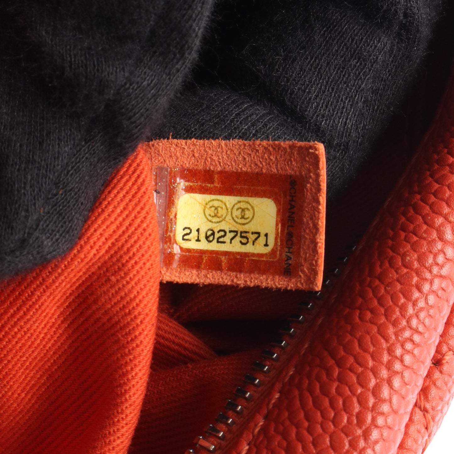マトラッセ チェーンショルダーバッグ キャビアスキン オレンジレッド シルバー金具 シャネル