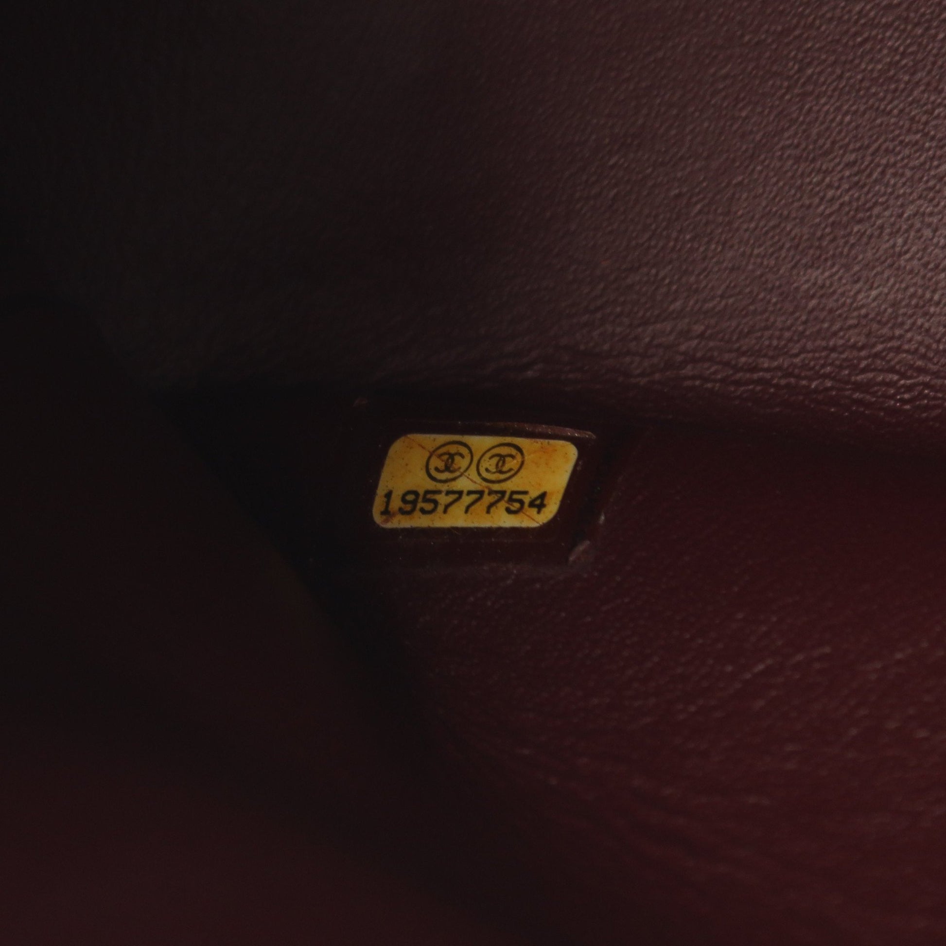 デカマトラッセ30 クラシック ラージ Wフラップ Wチェーンショルダーバッグ キャビアスキン ブラック ゴールド金具 シャネル バッグ CHANEL