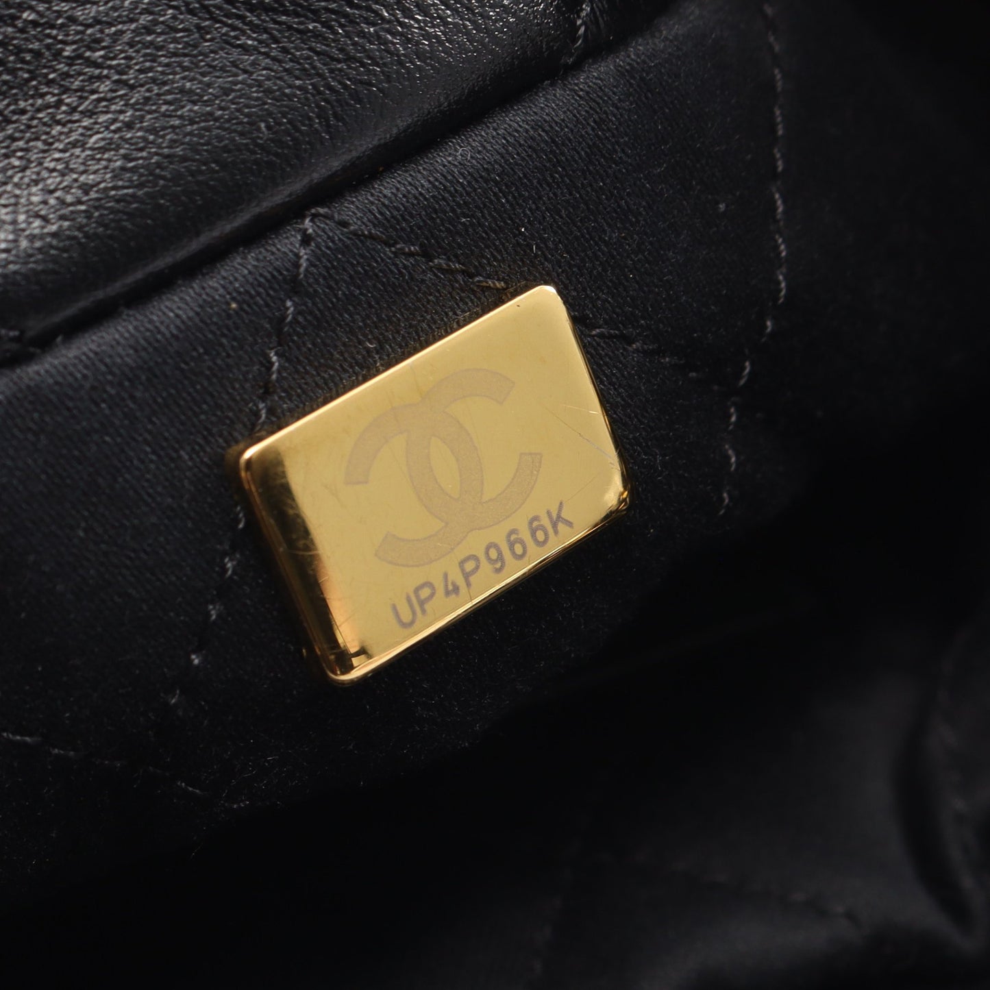 CHANEL 22 ミニ 2WAY チェーンショルダーバッグ レザー ブラック ゴールド金具 シャネル