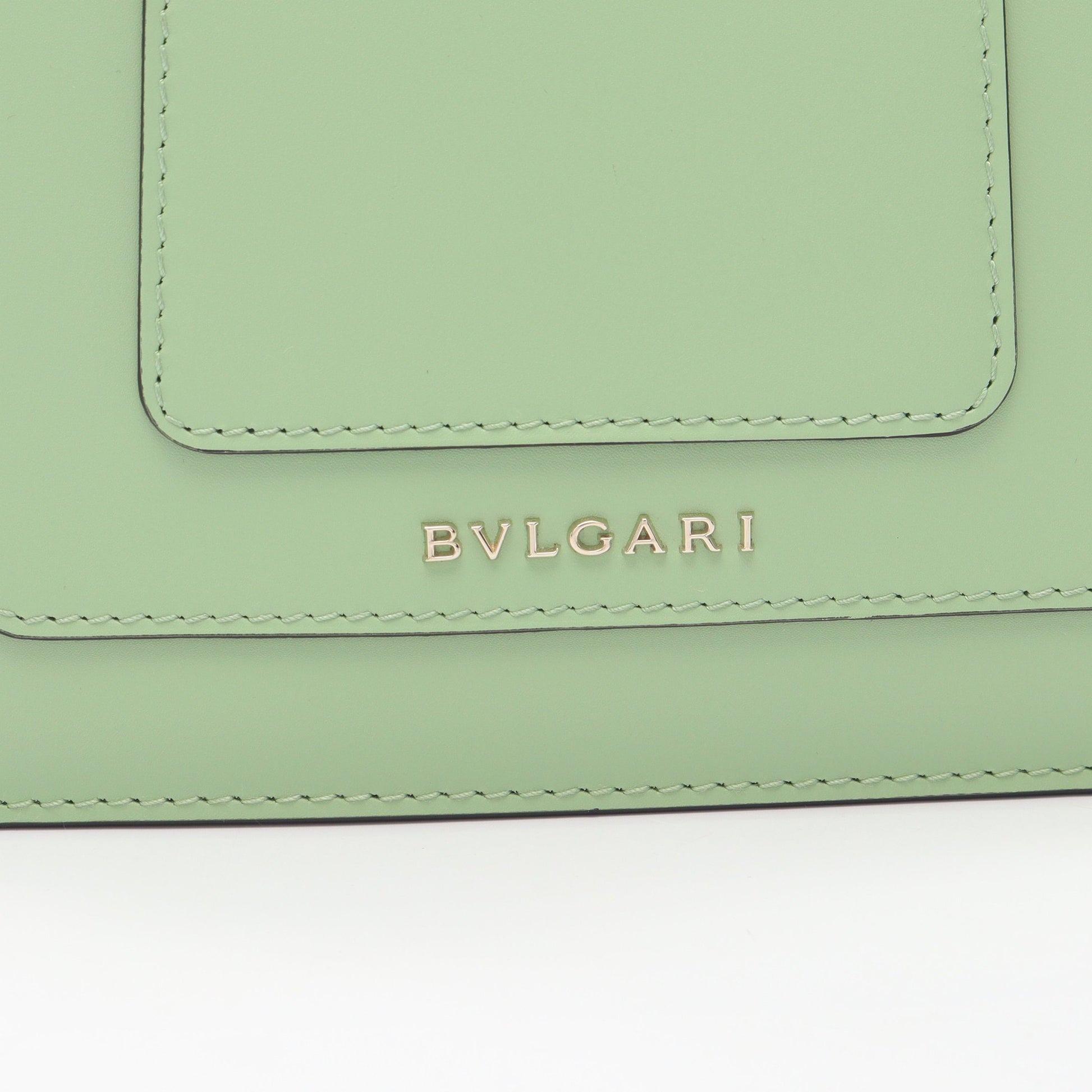 セルペンティ フォーエバー スモール チェーンショルダーバッグ レザー ライトグリーン ブルガリ バッグ BVLGARI
