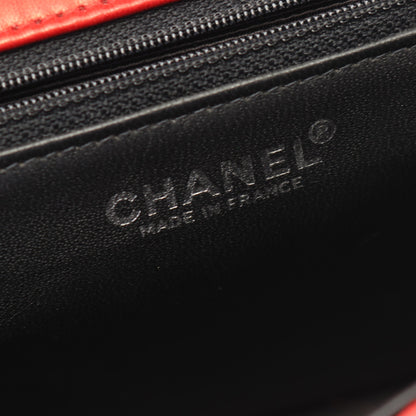 マトラッセ シングルフラップ バイカラー チェーンショルダーバッグ ラムスキン ブラック レッド シルバー金具 シャネル