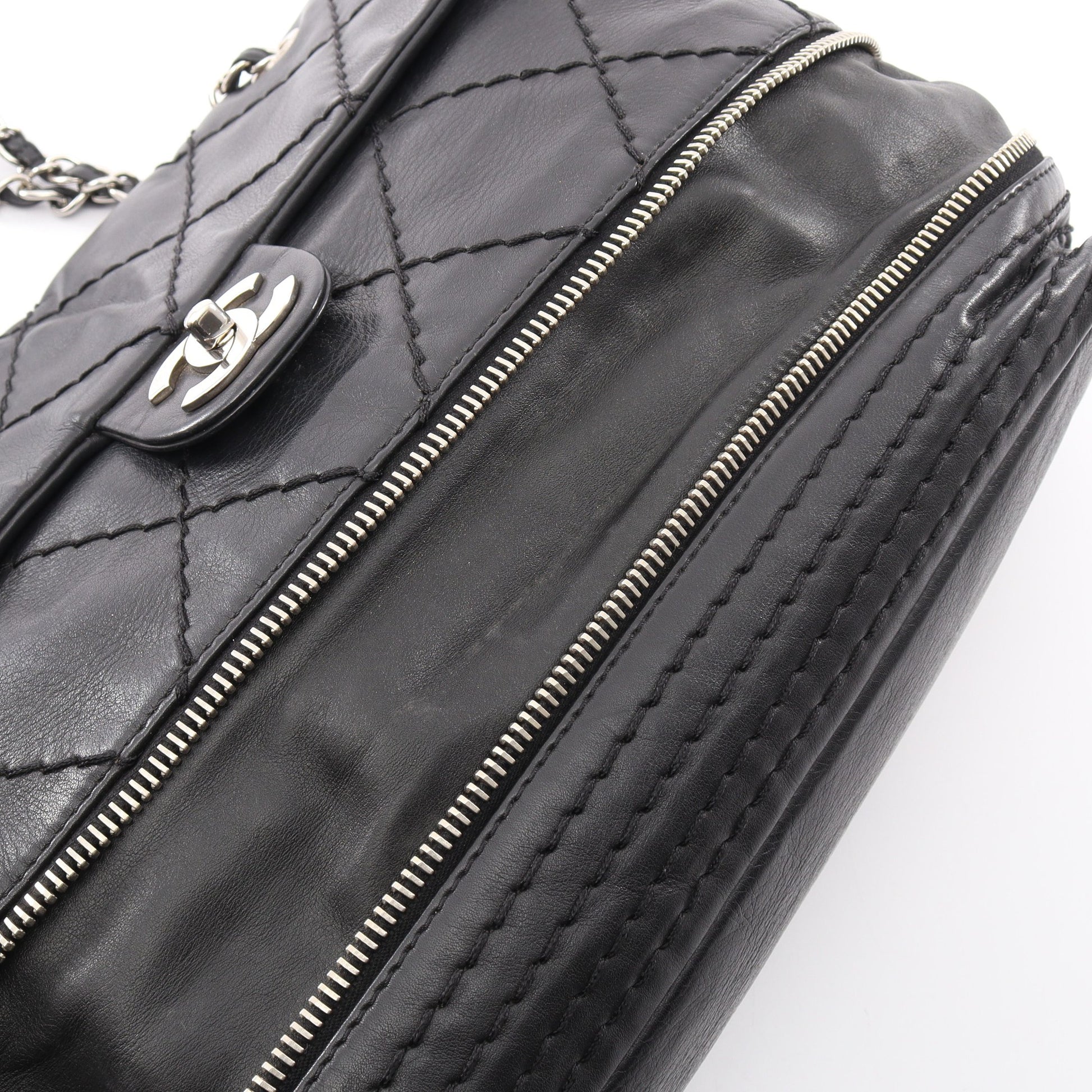 ワイルドステッチ チェーンショルダーバッグ カーフレザー ブラック シルバー金具 シャネル バッグ CHANEL