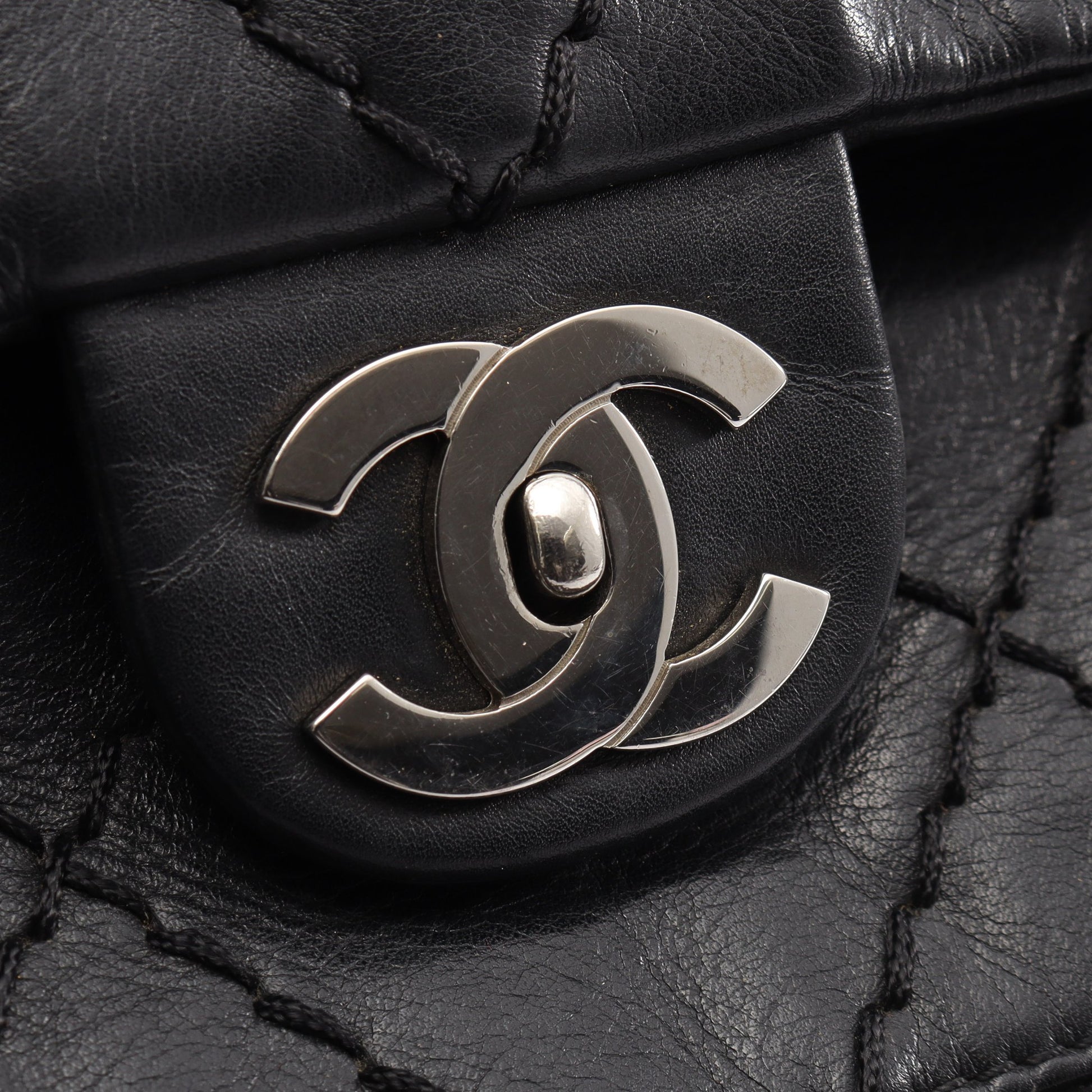 ワイルドステッチ チェーンショルダーバッグ カーフレザー ブラック シルバー金具 シャネル バッグ CHANEL