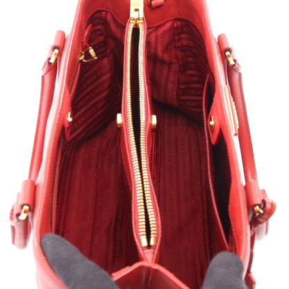 SAFFIANO LUX ガレリア 2WAY ハンドバッグ サフィアーノレザー レッド プラダ