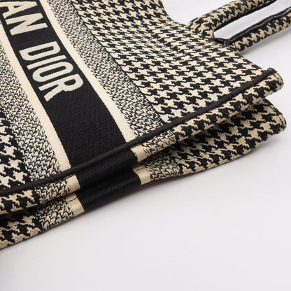 BOOK TOTE ブックトート ミディアム 千鳥格子 ハンドバッグ トートバッグ キャンバス オフホワイト ブラック クリスチャンディオール