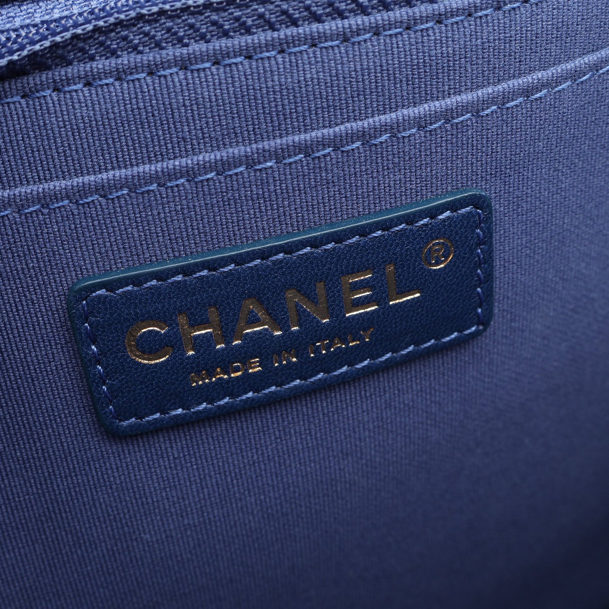 マトラッセ チェーン バックパック リュックサック デニム ブルー ゴールド金具 シャネル バッグ CHANEL