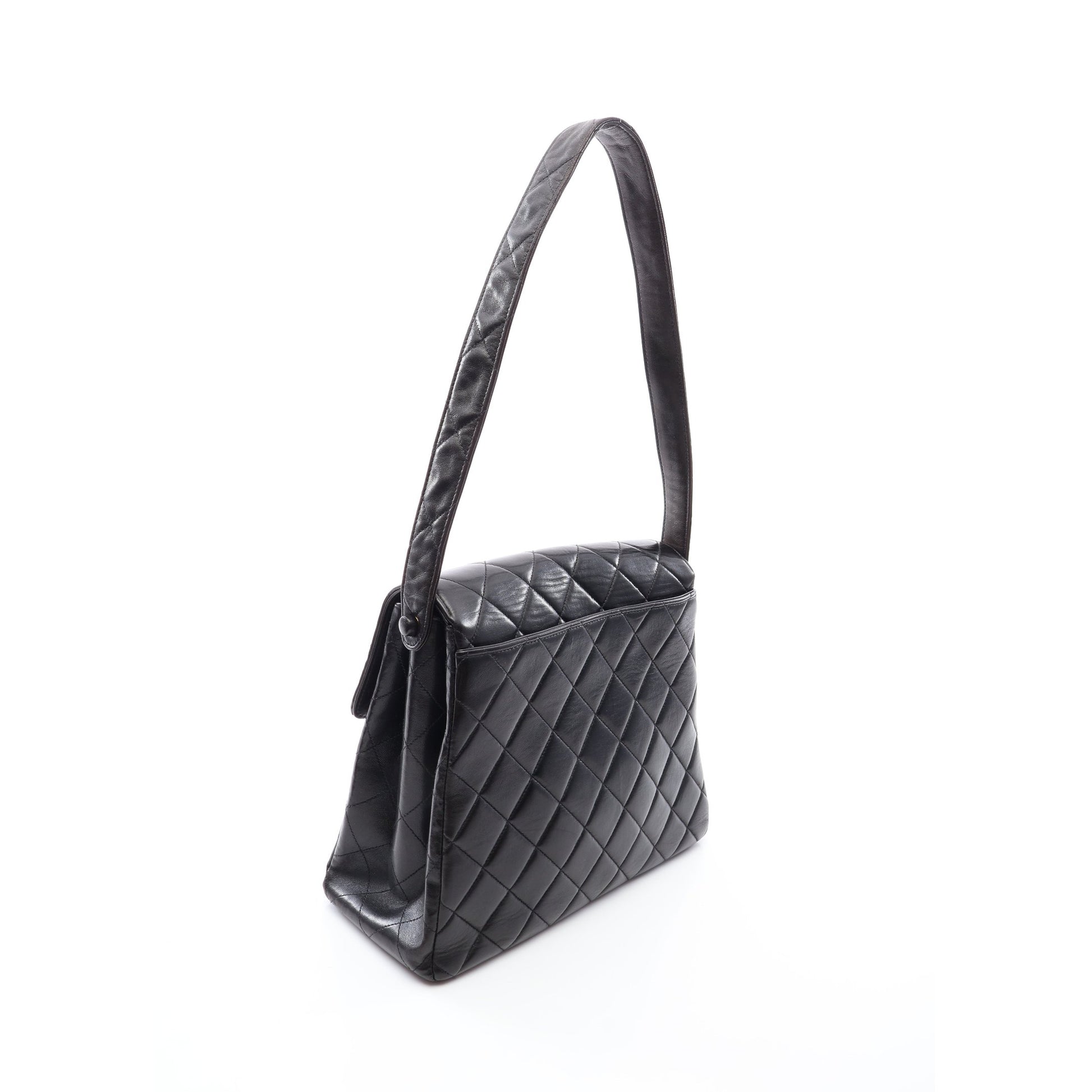 マトラッセ ワンショルダーバッグ ラムスキン ブラック ゴールド金具 シャネル バッグ CHANEL