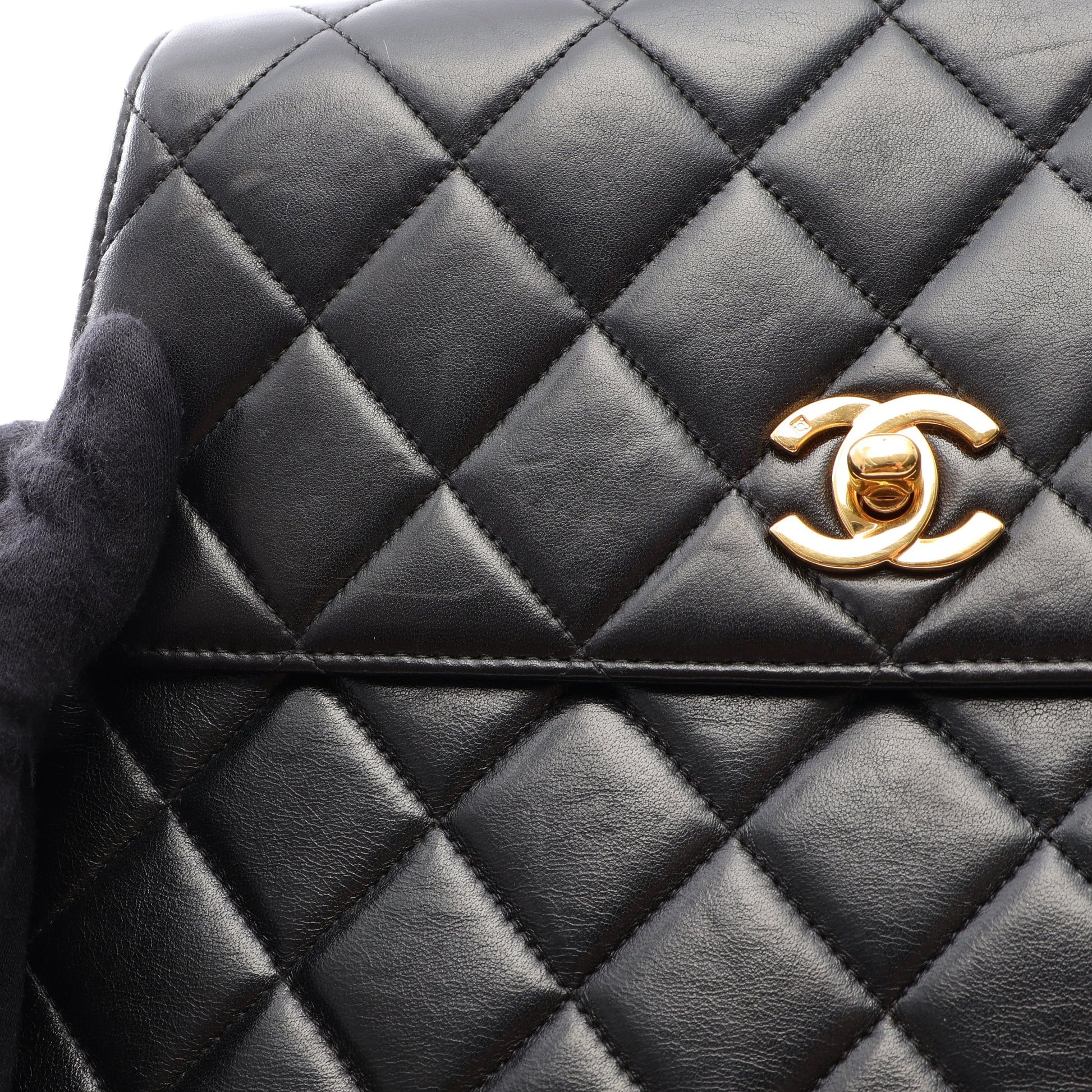 マトラッセ ワンショルダーバッグ ラムスキン ブラック ゴールド金具 シャネル バッグ CHANEL