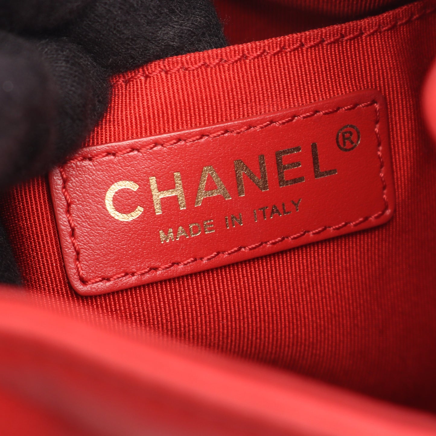 マトラッセ チェーンショルダーバッグ ラムスキン レッド ゴールド金具 シャネル