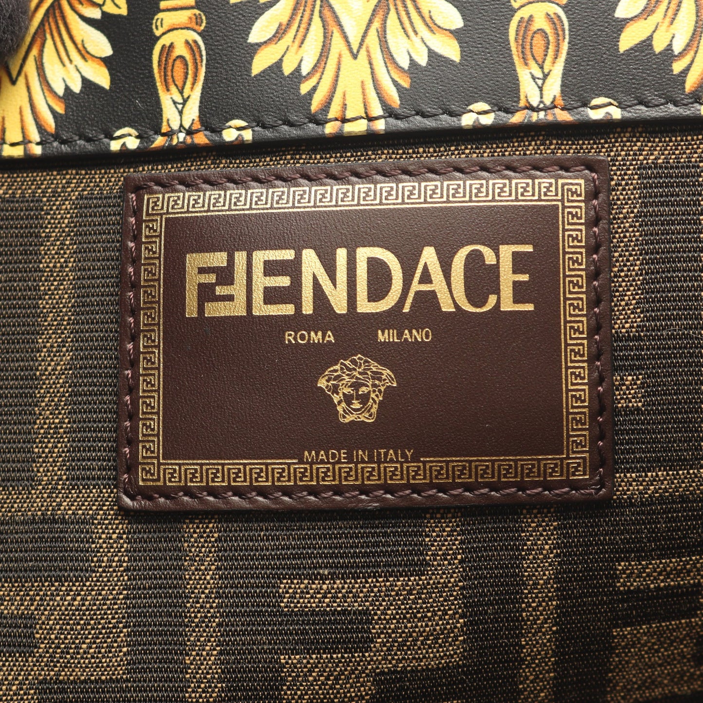FENDI × VERSACE FENDACE フェンダーチェ SUNSHINE MEDIUM サンシャイン ミディアム 2WAY ハンドバッグ トートバッグ レザー ブラック イエロー ゴールド フェンディ