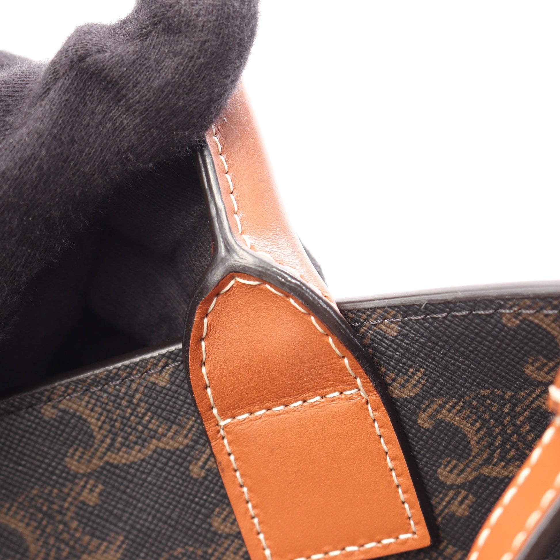 スモール バーティカル カバ トリオンフ 2WAY ハンドバッグ トートバッグ PVC レザー ブラック ブラウン セリーヌ バッグ CELINE