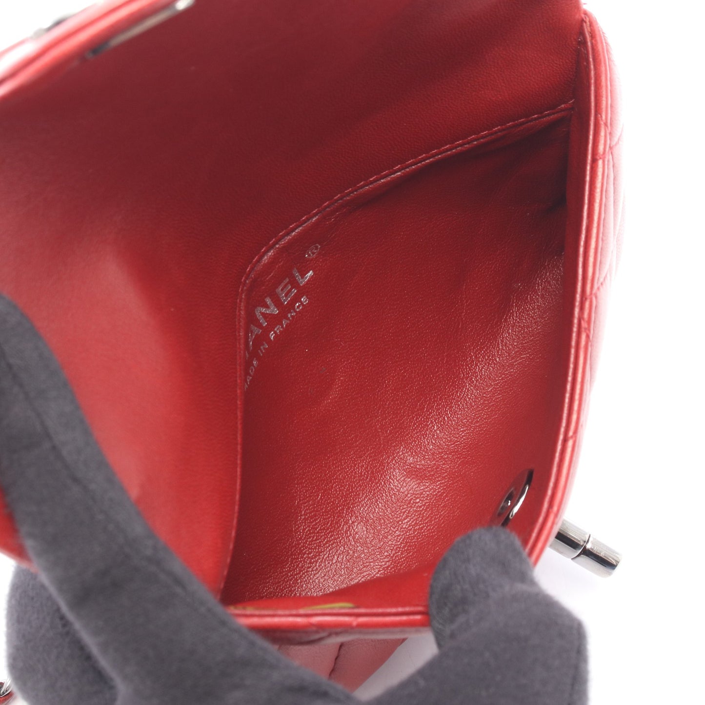 マトラッセ スモール チェーンショルダー チェーンショルダーバッグ ラムスキン レッド シルバー金具 シャネル