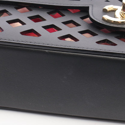 パンチング チェーンショルダーバッグ ラムスキン ブラック ゴールド金具 シャネル
