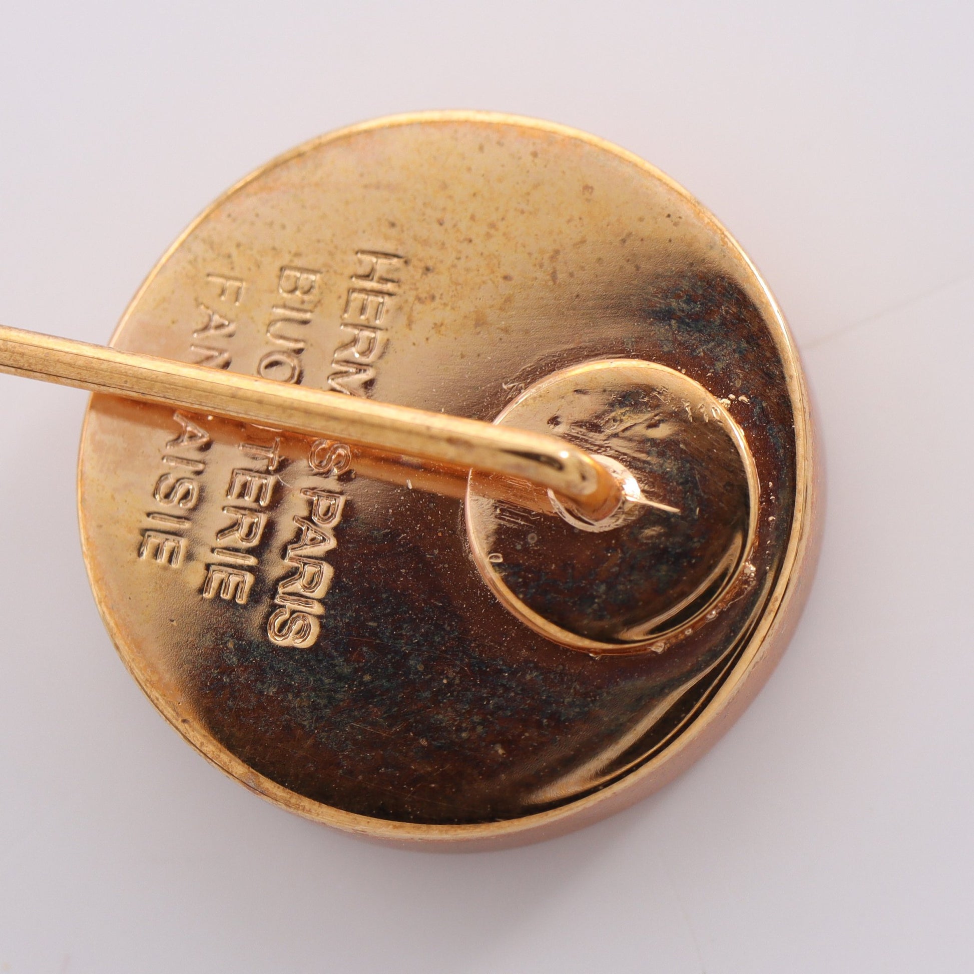 コロゾ ピン ブローチ GP ゴールド オフホワイト エルメス アクセサリー HERMES