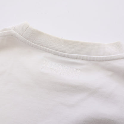 GOTHIC LOGO オーバーサイズ 長袖Tシャツ コットン ホワイト ヴェトモン トップス VETEMENTS