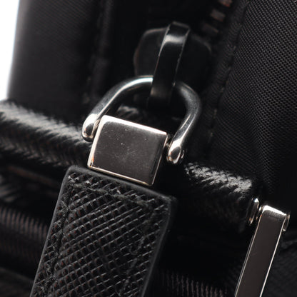RE-NYLON TESSUTO+SAFFIANO ショルダーバッグ ナイロン レザー ブラック プラダ