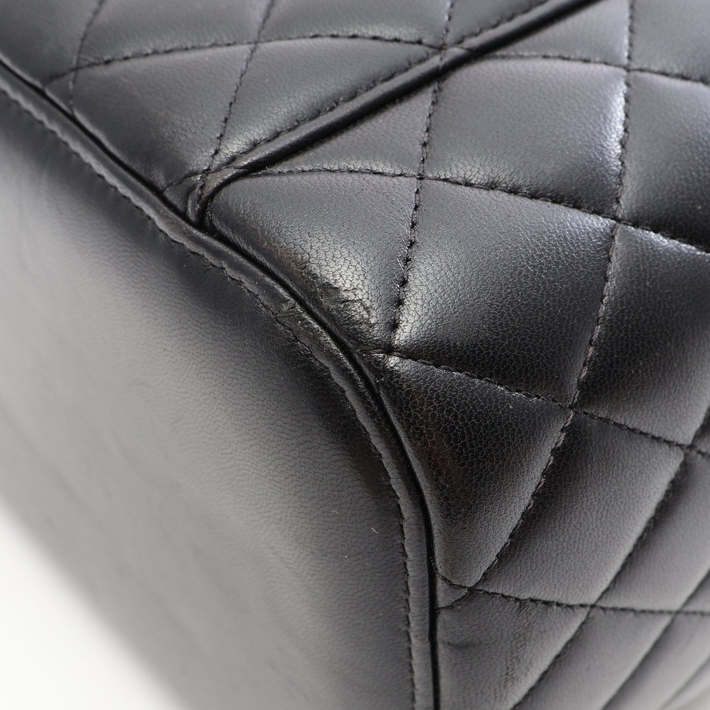 マトラッセ バニティバッグ ラムスキン ブラック ゴールド金具 シャネル