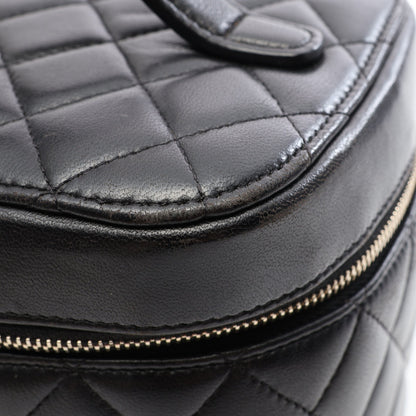 マトラッセ バニティバッグ ラムスキン ブラック ゴールド金具 シャネル