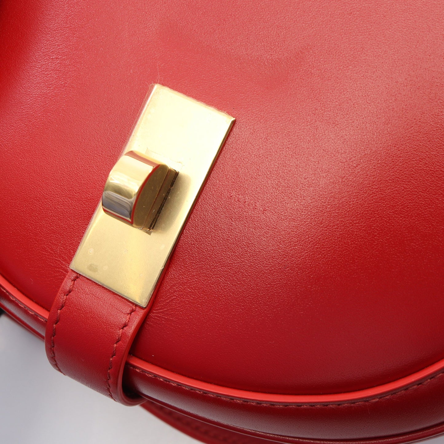 スモール ブザス 16セーズ ショルダーバッグ レザー レッド セリーヌ バッグ CELINE