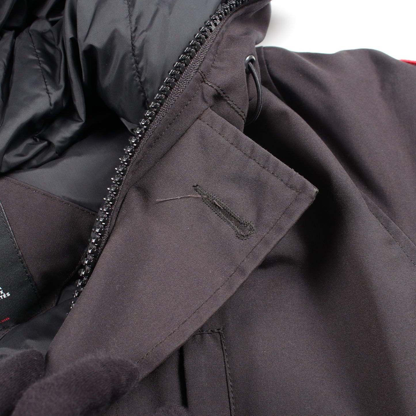 CHATEAU PARKA FUSION FIT フード付き ダウンジャケット コットン ブラック カナダグース