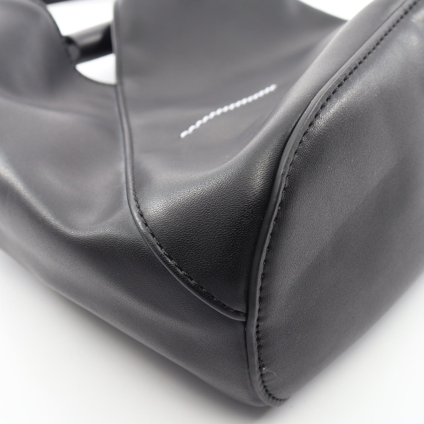 JAPANESE ジャパニーズ 2WAY ショルダーバッグ レザー ブラック エムエムシックスメゾンマルジェラ バッグ MM6 MAISON MARGIELA