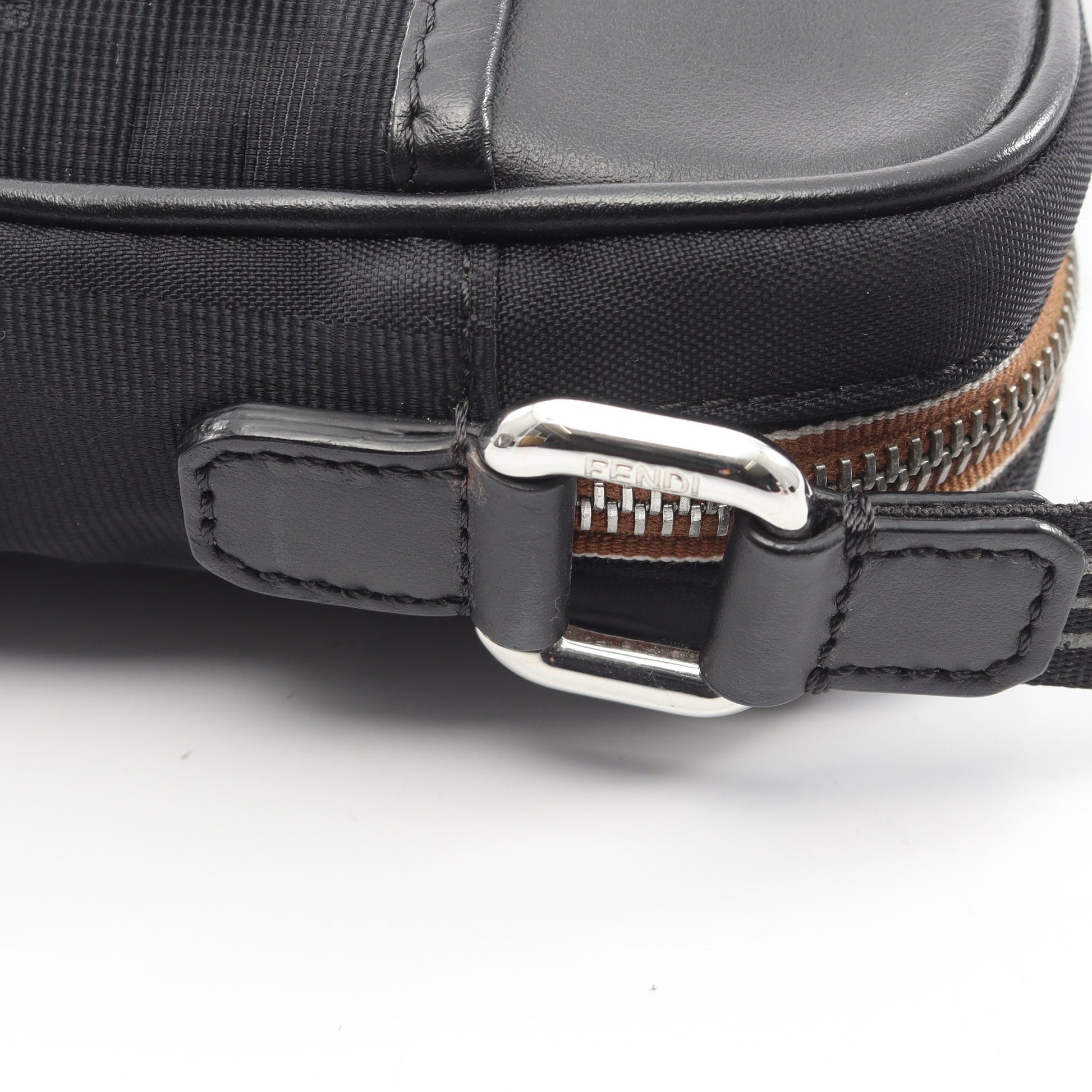 ペカン ショルダーバッグ ナイロン レザー ブラック フェンディ バッグ FENDI