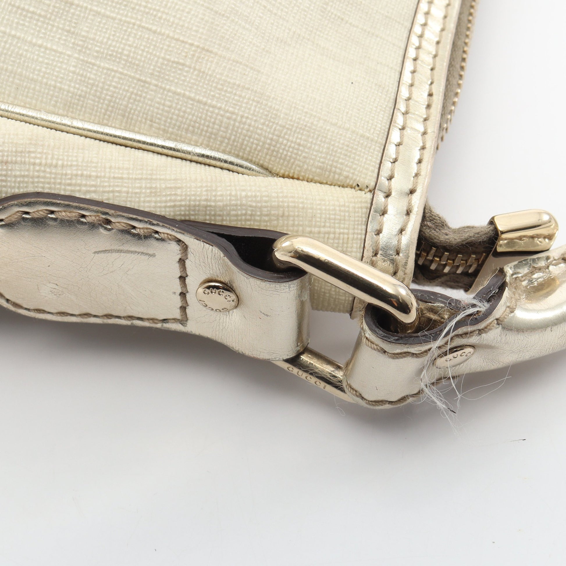 GGスプリーム ワンショルダーバッグ PVC レザー アイボリー ゴールド グッチ バッグ GUCCI