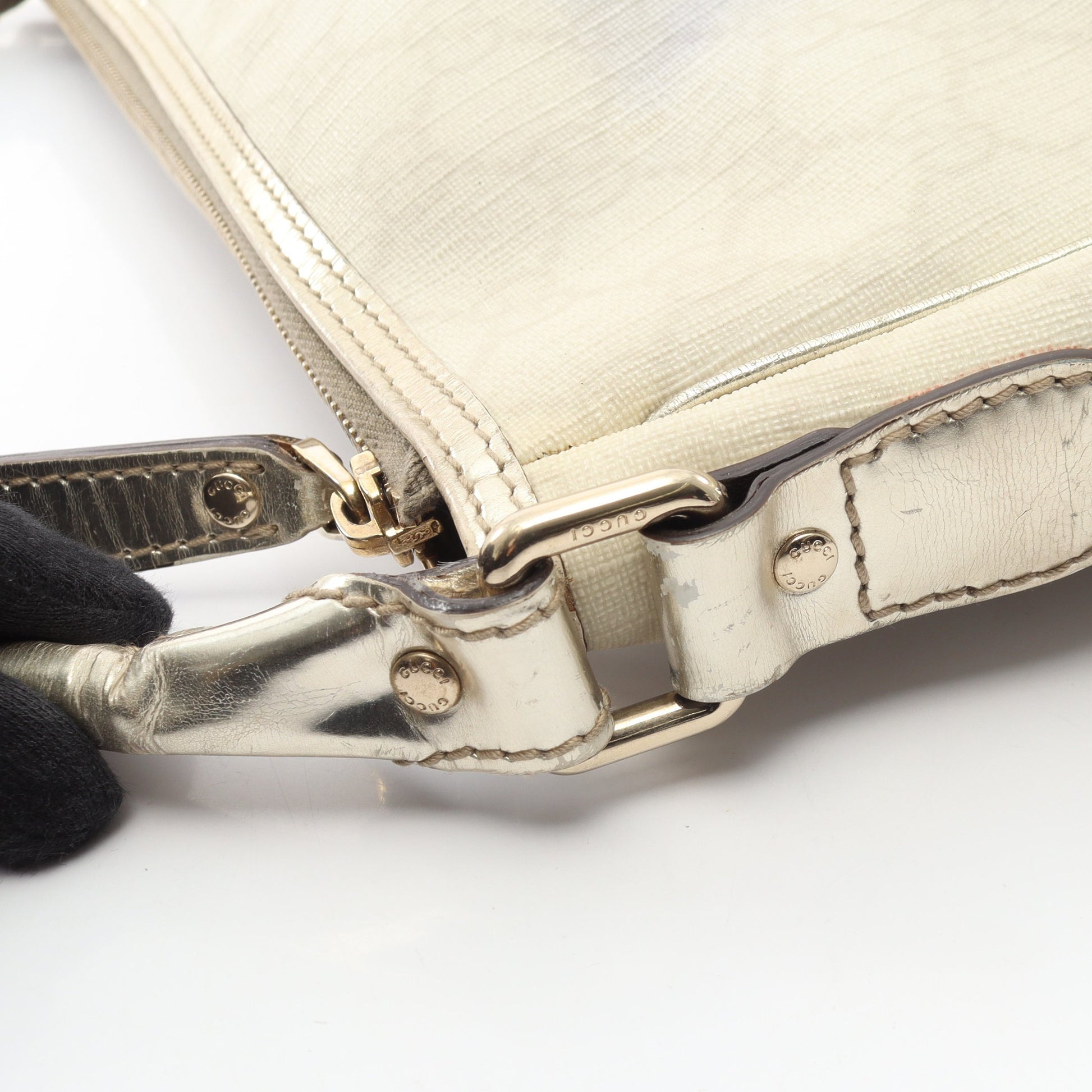 GGスプリーム ワンショルダーバッグ PVC レザー アイボリー ゴールド グッチ バッグ GUCCI