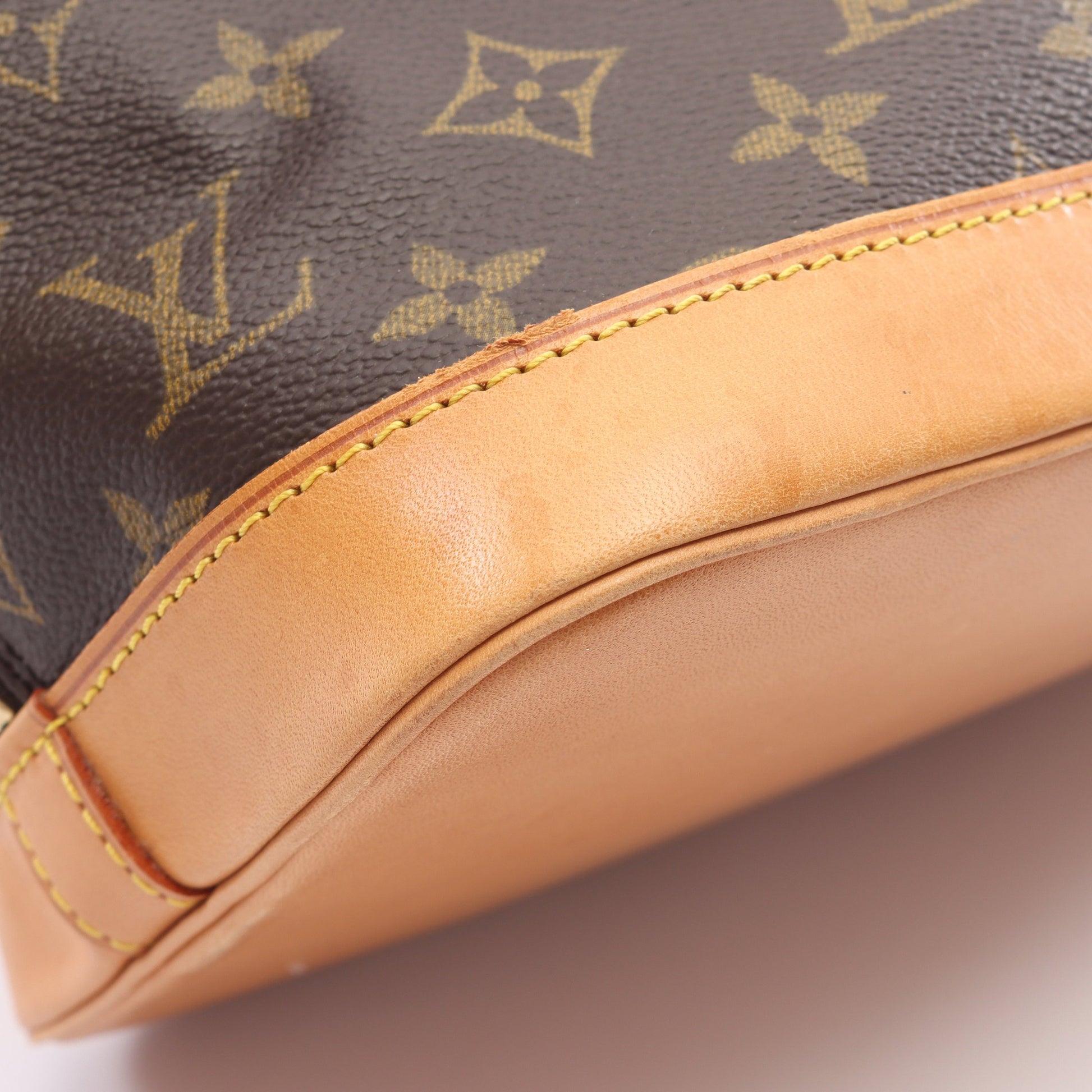 アルマPM モノグラム ハンドバッグ PVC レザー ブラウン ルイヴィトン バッグ LOUIS VUITTON
