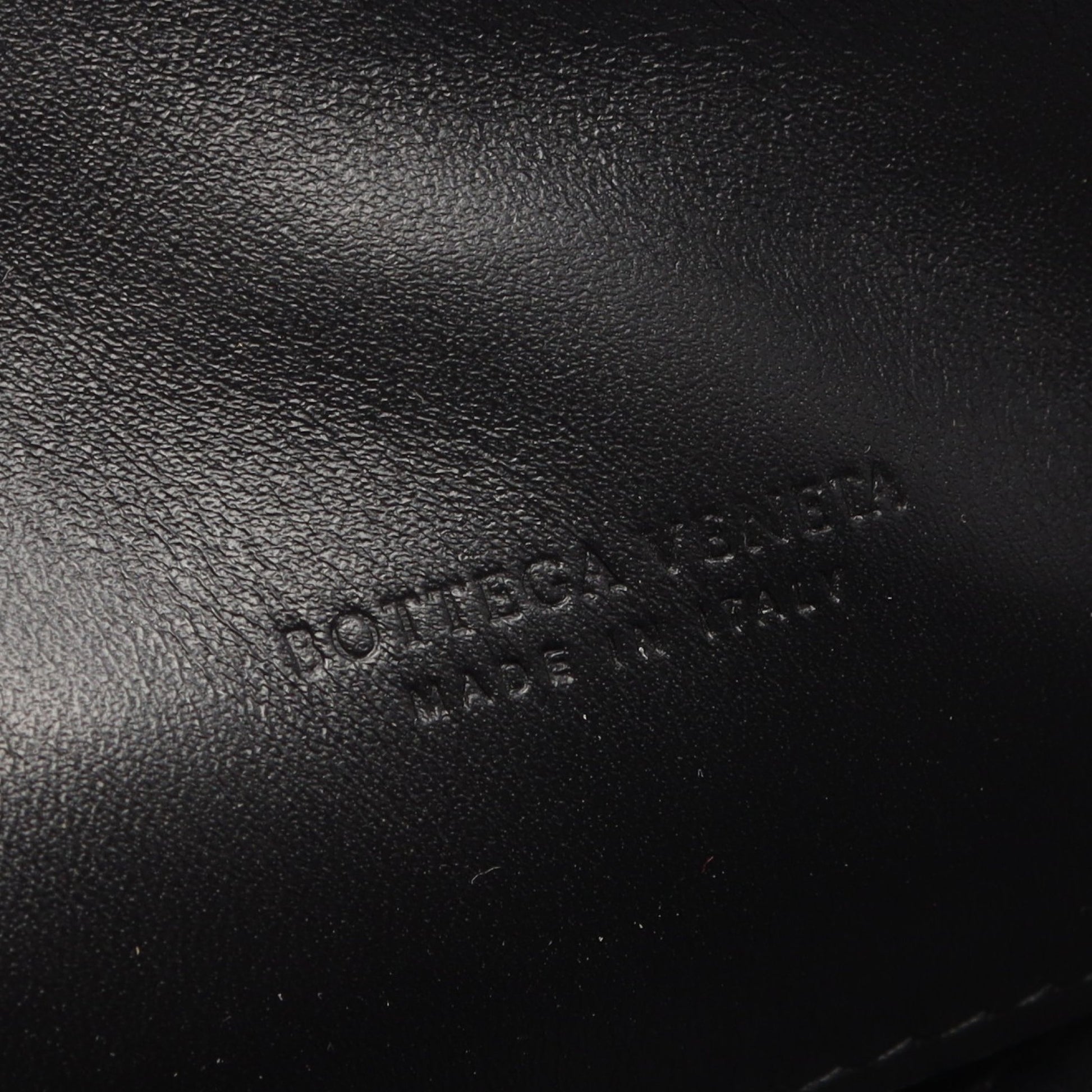 イントレチャート クラッチバッグ レザー ブラック ボッテガヴェネタ バッグ BOTTEGA VENETA