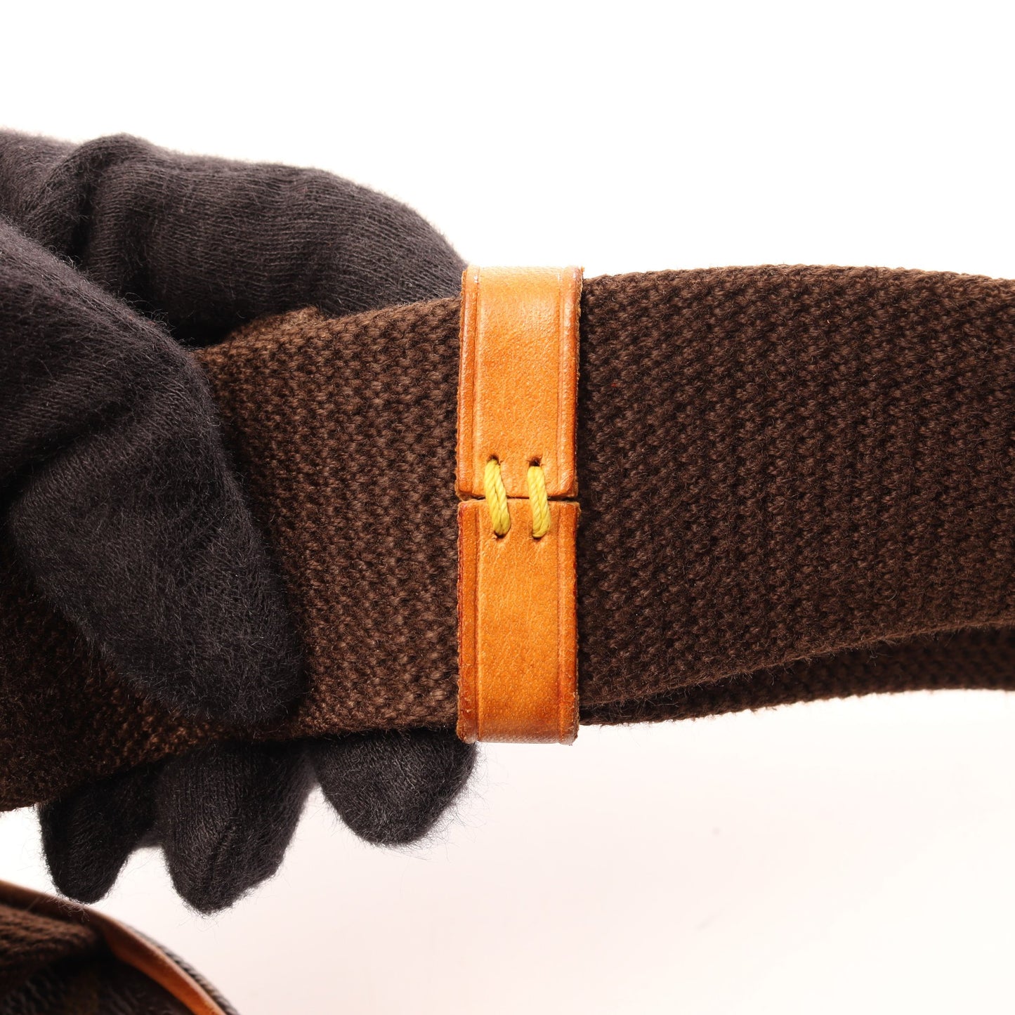 ポシェットガンジュ モノグラム ボディバッグ PVC レザー ブラウン ルイヴィトン