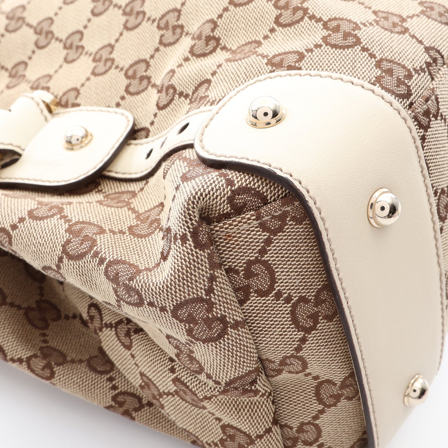 GGキャンバス ショルダーバッグ キャンバス レザー ベージュ オフホワイト グッチ