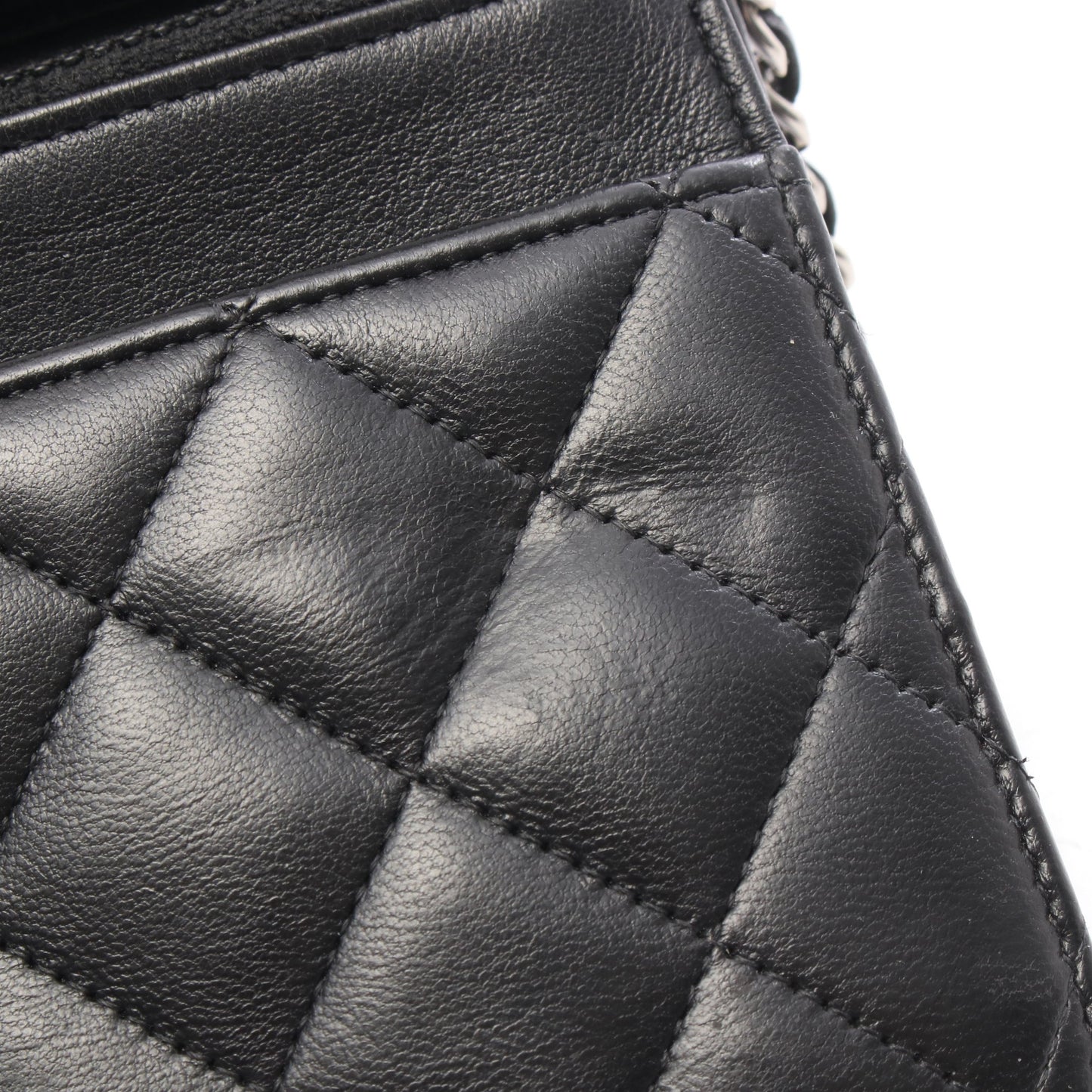 マトラッセ チェーンウォレット ラムスキン ブラック シルバー金具 シャネル