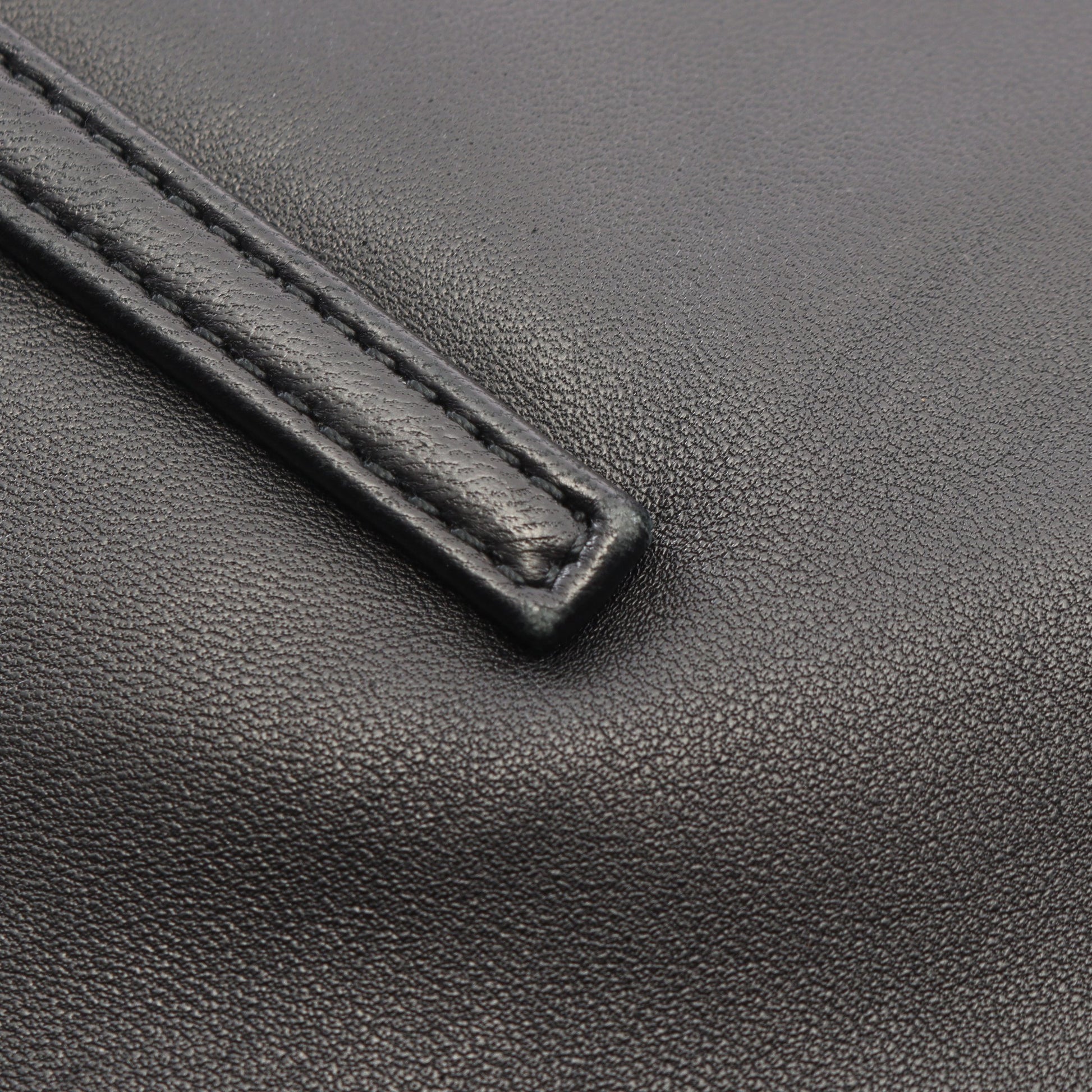 アナグラム ショルダーバッグ レザー ブラック ロエベ バッグ LOEWE