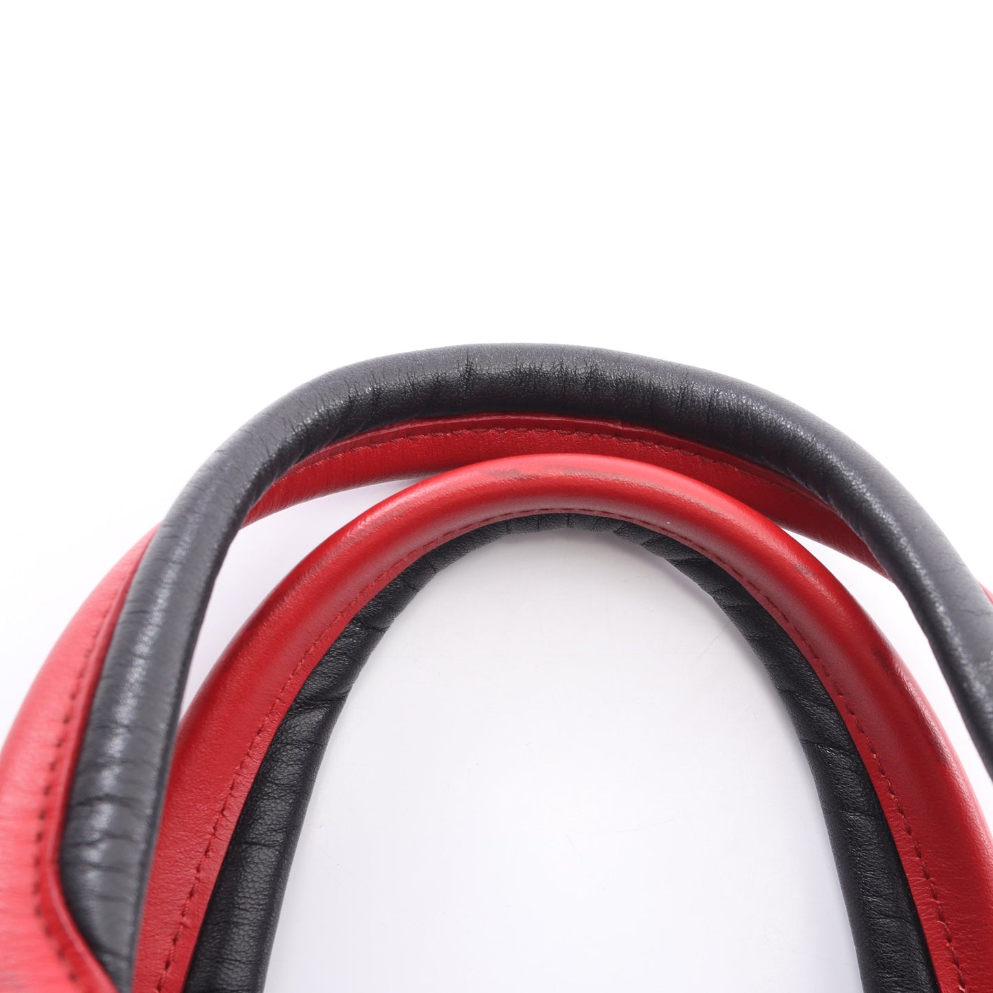 トライアングルロゴ 2WAY ハンドバッグ ナイロン レザー ブラック レッド プラダ
