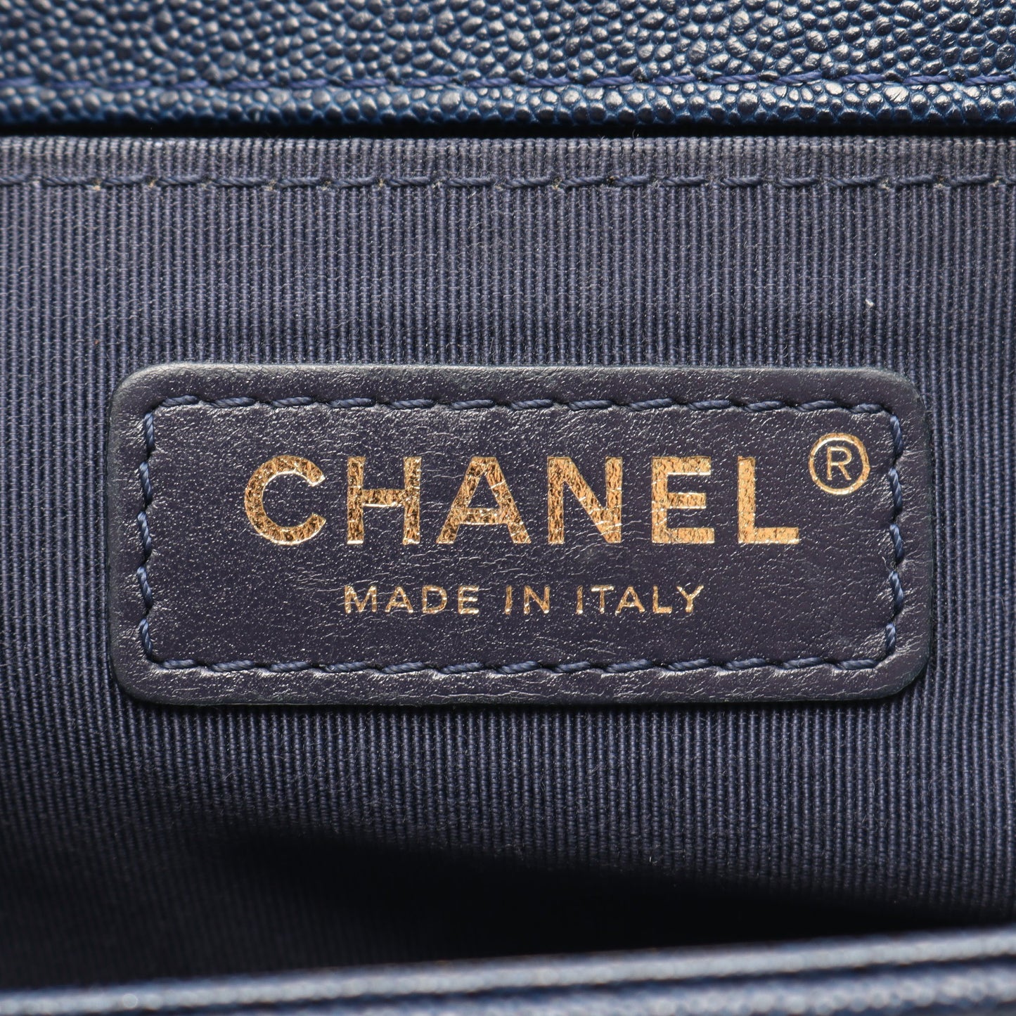 ボーイシャネル チェーンショルダーバッグ キャビアスキン ネイビー ゴールド金具 シャネル バッグ CHANEL