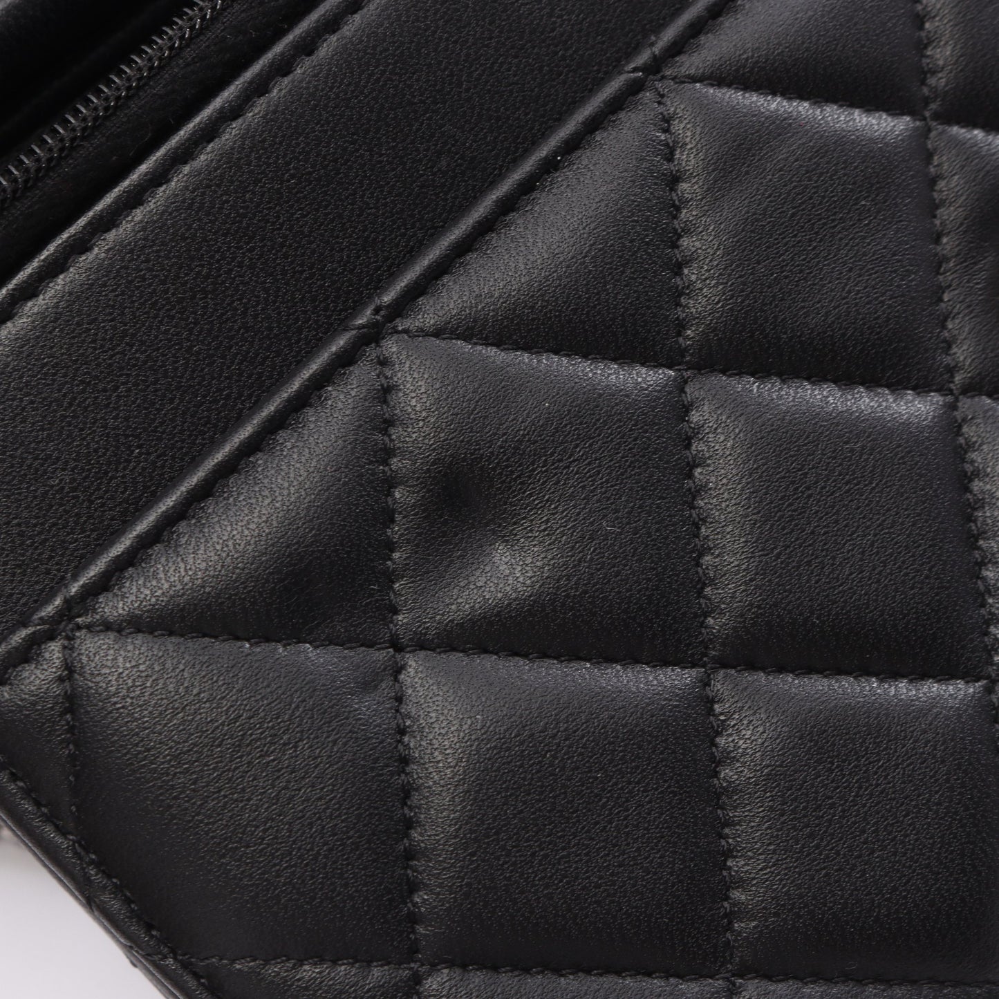 マトラッセ チェーンウォレット ラムスキン ブラック シルバー金具 シャネル