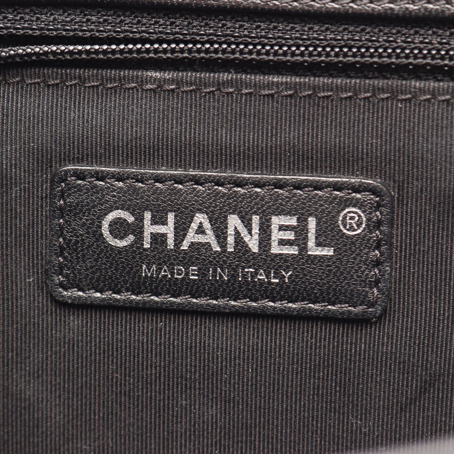 2.55 バイアスステッチ Wチェーンショルダーバッグ レザー ネイビー ブラック シルバー金具 シャネル
