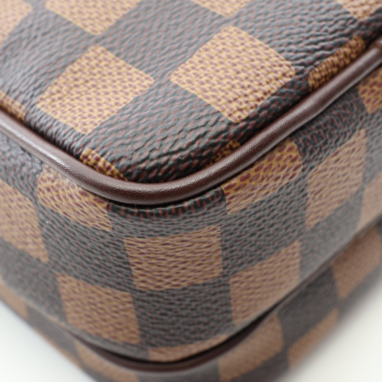 LOUIS VUITTON × NIGO アマゾン ダミエフレンドシップ ショルダーバッグ PVC レザー ブラウン ルイヴィトン